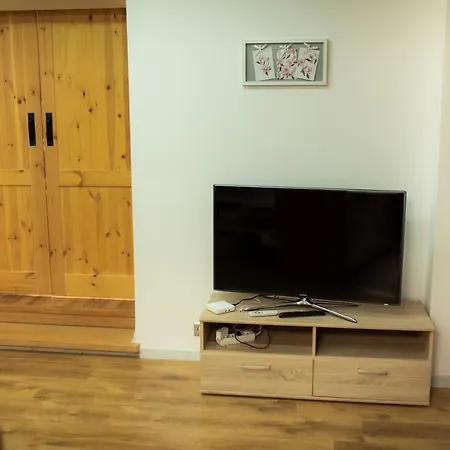33 Apartment *